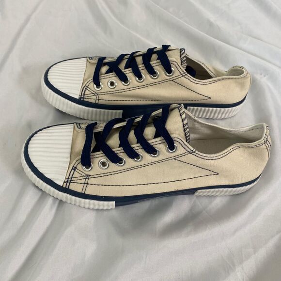 NWOB Cream Navy Blue Skater Lace Up Fashion Sneaker EU 42 US 11.5 - Picture 3 of 8